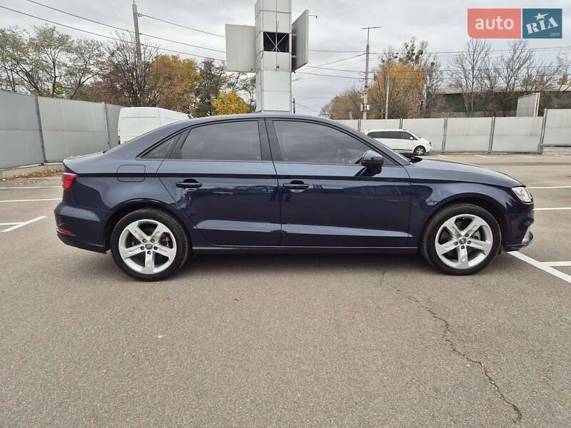 Седан Audi A3 2017 в Києві фото 47 Седан Audi A3 2017 в Києві