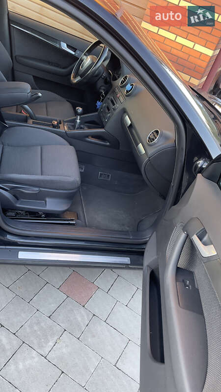 Хетчбек Audi A3 2005 в Локачах фото 12 Хетчбек Audi A3 2005 в Локачах