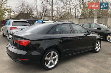 Седан Audi A3 2015 в Ирпене