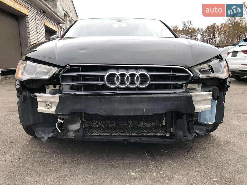 Седан Audi A3 2015 в Ірпені