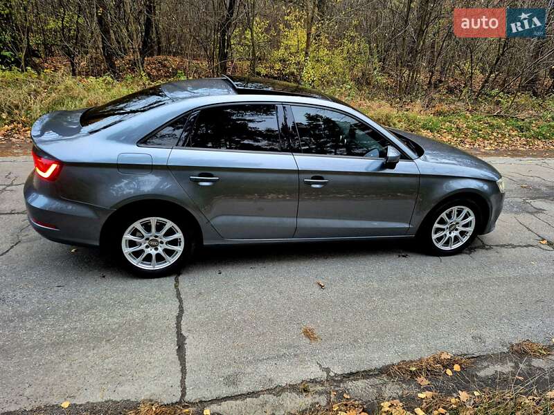 Седан Audi A3 2016 в Киеве фото 15 Седан Audi A3 2016 в Киеве