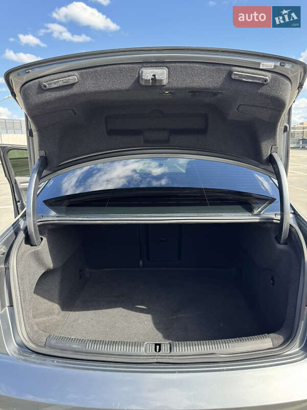 Седан Audi A3 2015 в Киеве фото 31 Седан Audi A3 2015 в Киеве