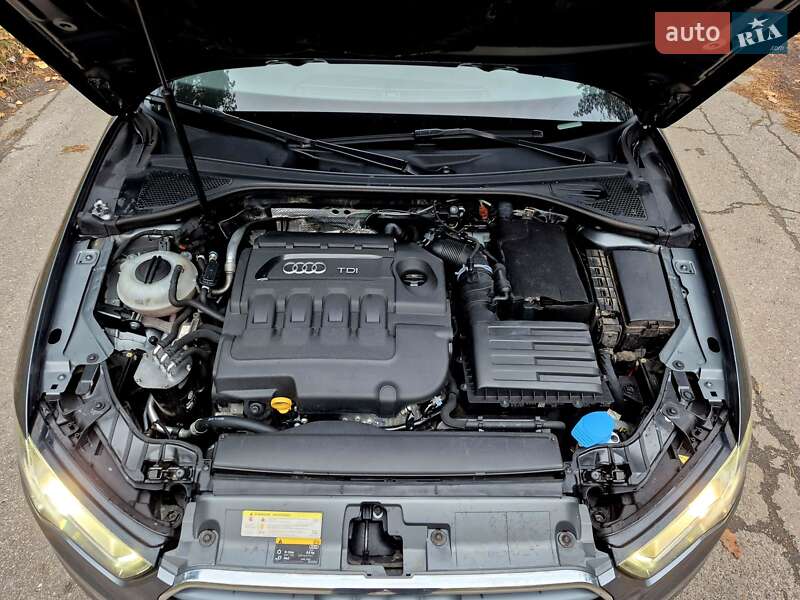 Седан Audi A3 2016 в Киеве фото 24 Седан Audi A3 2016 в Киеве