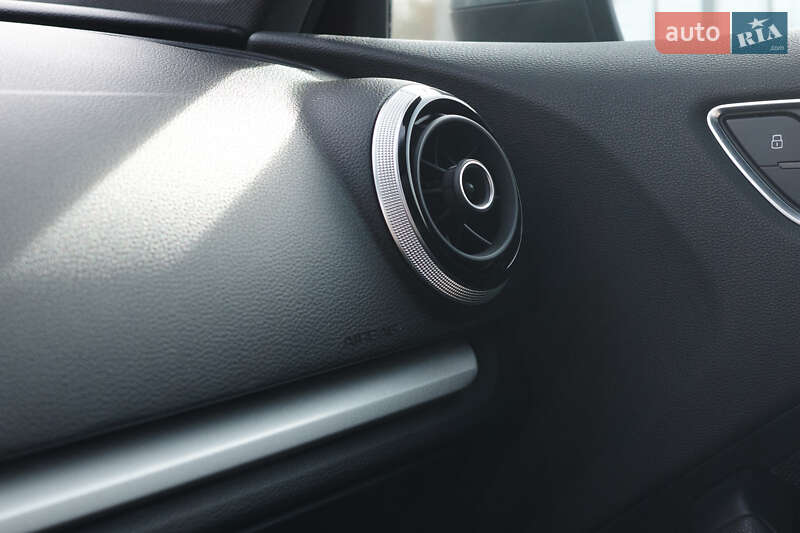 Хэтчбек Audi A3 2015 в Львове фото 14 Хэтчбек Audi A3 2015 в Львове