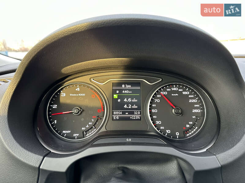 Хетчбек Audi A3 2016 в Києві