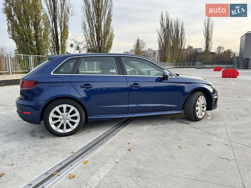 Хэтчбек Audi A3 2015 в Киеве фото 11 Хэтчбек Audi A3 2015 в Киеве