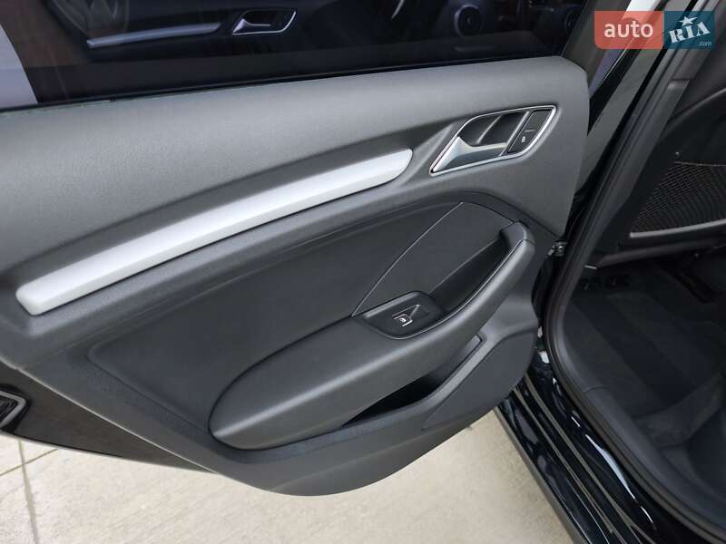 Седан Audi A3 2017 в Луцьку фото 36 Седан Audi A3 2017 в Луцьку