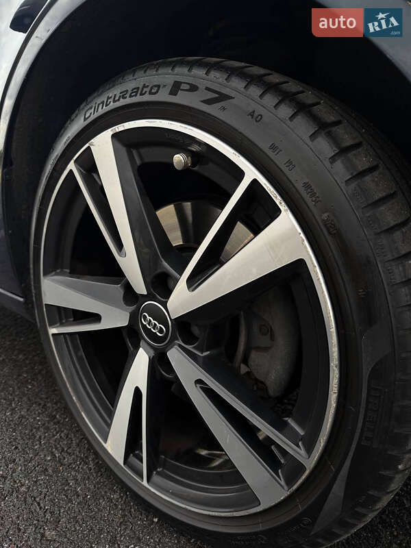 Седан Audi A3 2016 в Львові