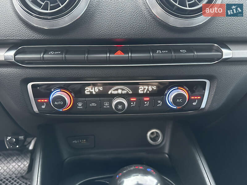 Седан Audi A3 2018 в Полтаве