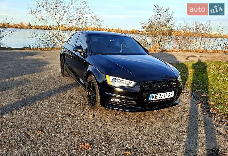 Седан Audi A3 2015 в Дніпрі