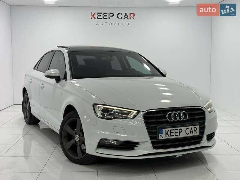 Седан Audi A3 2016 в Одессе
