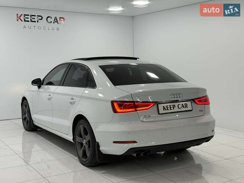 Седан Audi A3 2016 в Одессе