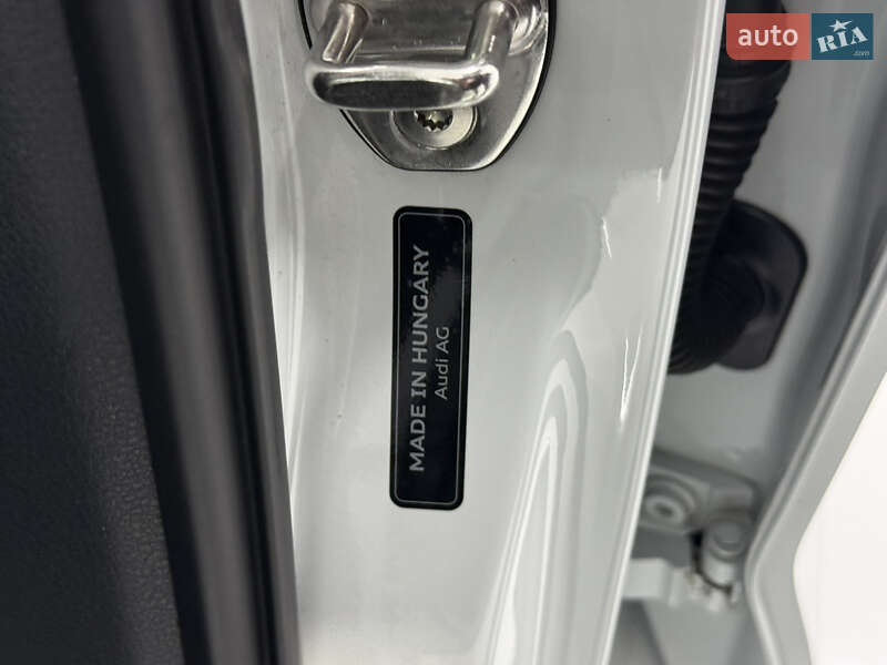 Седан Audi A3 2016 в Одессе