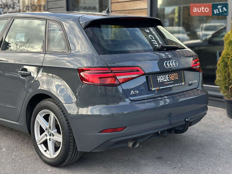 Хетчбек Audi A3 2019 в Шептицькому