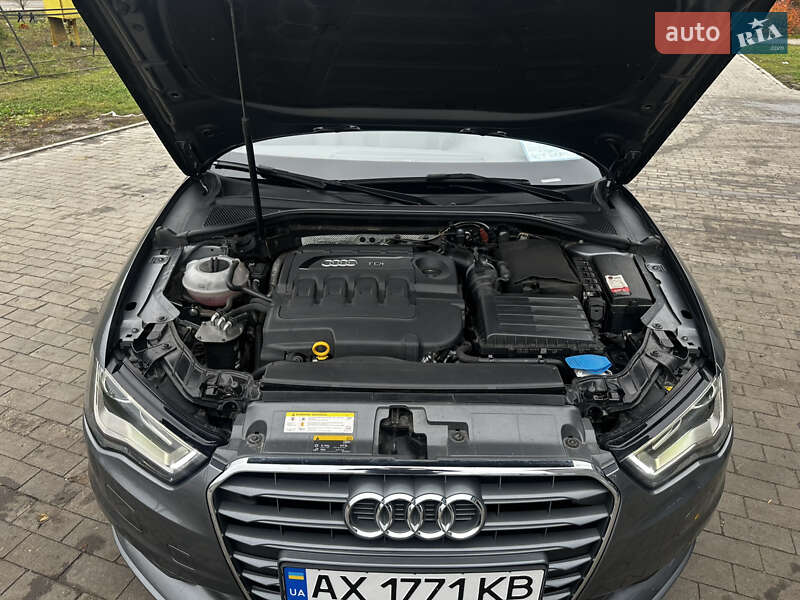 Седан Audi A3 2016 в Харкові