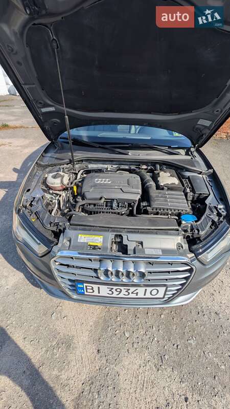 Седан Audi A3 2014 в Горишних Плавнях