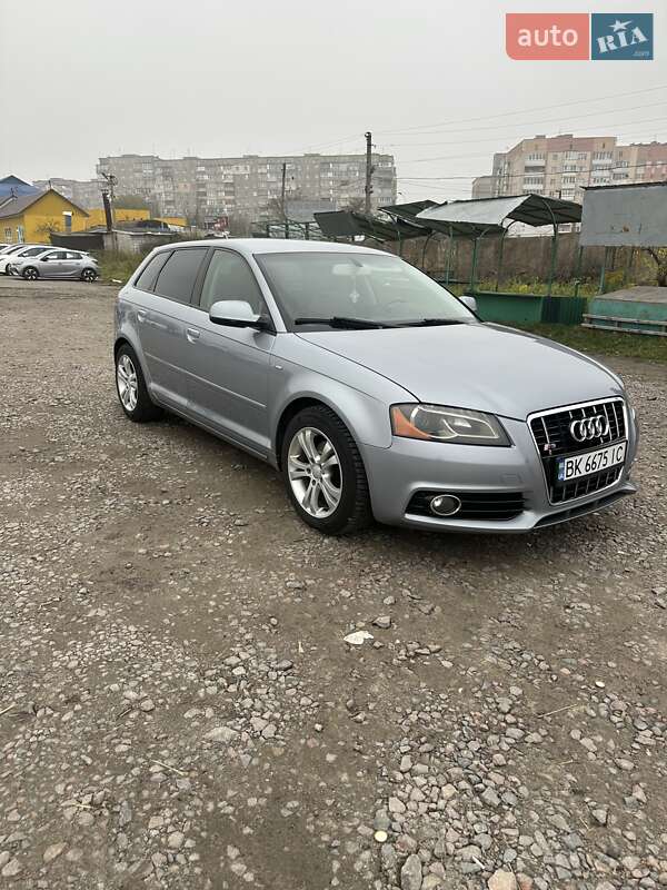 Хэтчбек Audi A3 2012 в Ровно