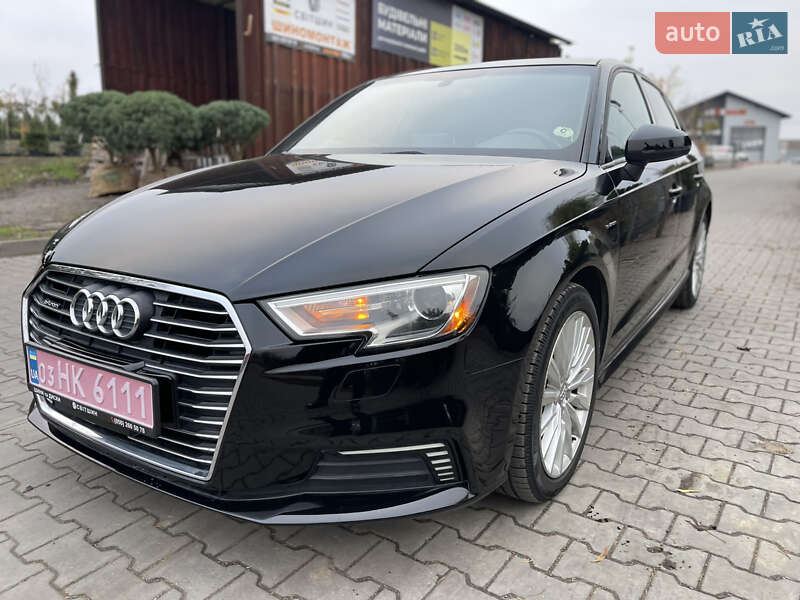 Хетчбек Audi A3 2017 в Луцьку фото 2 Хетчбек Audi A3 2017 в Луцьку