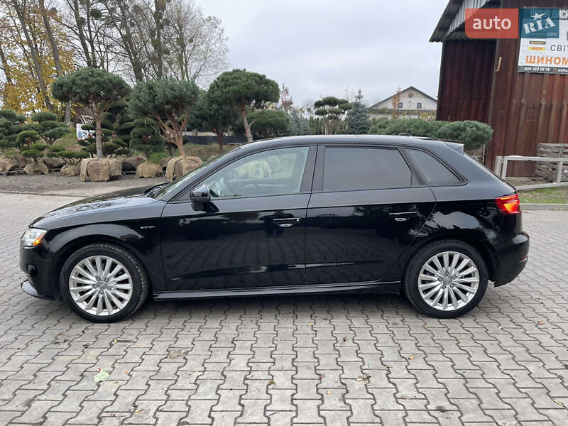 Хетчбек Audi A3 2017 в Луцьку фото 4 Хетчбек Audi A3 2017 в Луцьку