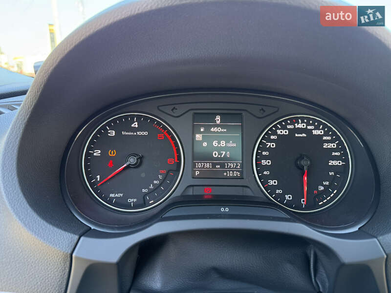 Седан Audi A3 2016 в Киеве