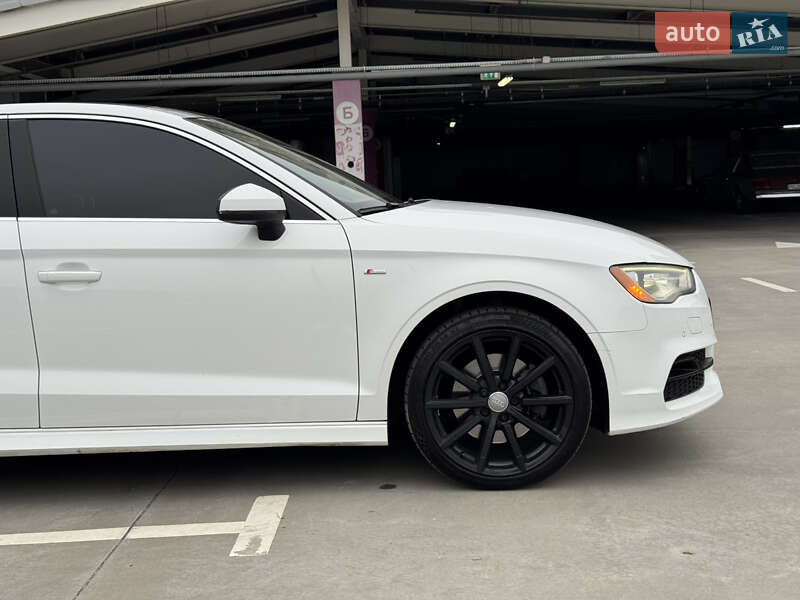 Седан Audi A3 2015 в Києві