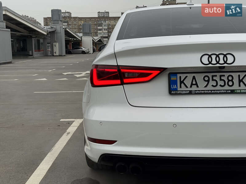 Седан Audi A3 2015 в Києві