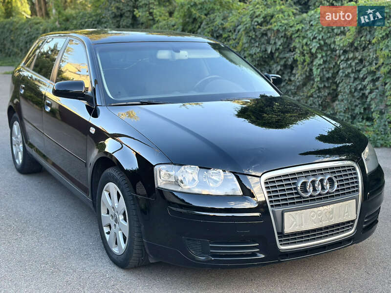 Хэтчбек Audi A3 2008 в Киеве