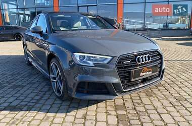 Седан Audi A3 2017 в Львове