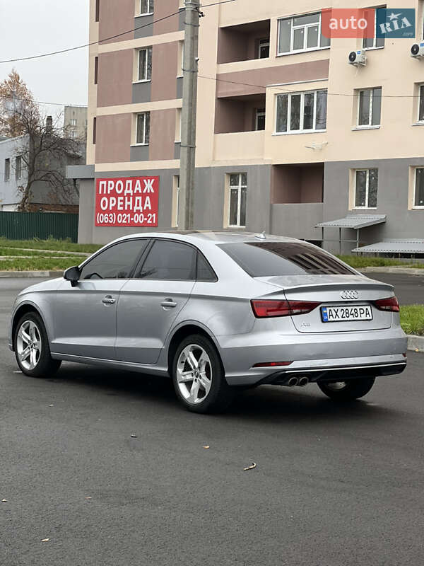 Седан Audi A3 2017 в Харкові