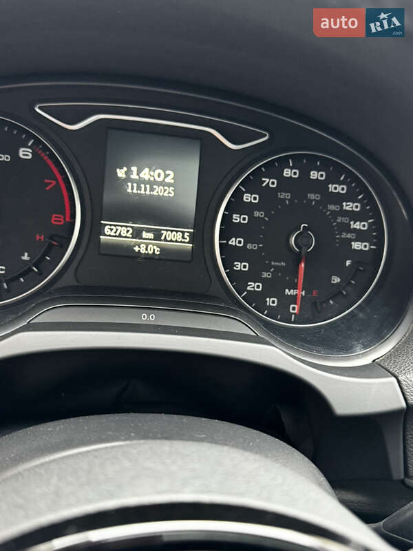 Седан Audi A3 2015 в Львові