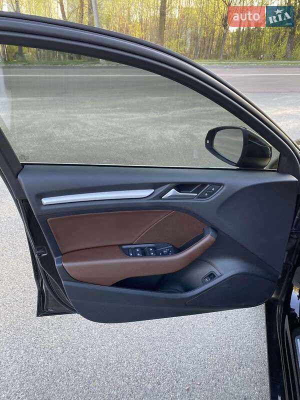 Седан Audi A3 2017 в Киеве фото 21 Седан Audi A3 2017 в Киеве