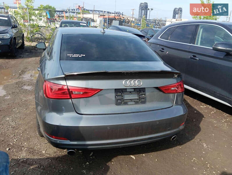 Седан Audi A3 2015 в Новомосковске