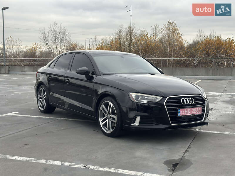 Седан Audi A3 2017 в Киеве фото 3 Седан Audi A3 2017 в Киеве