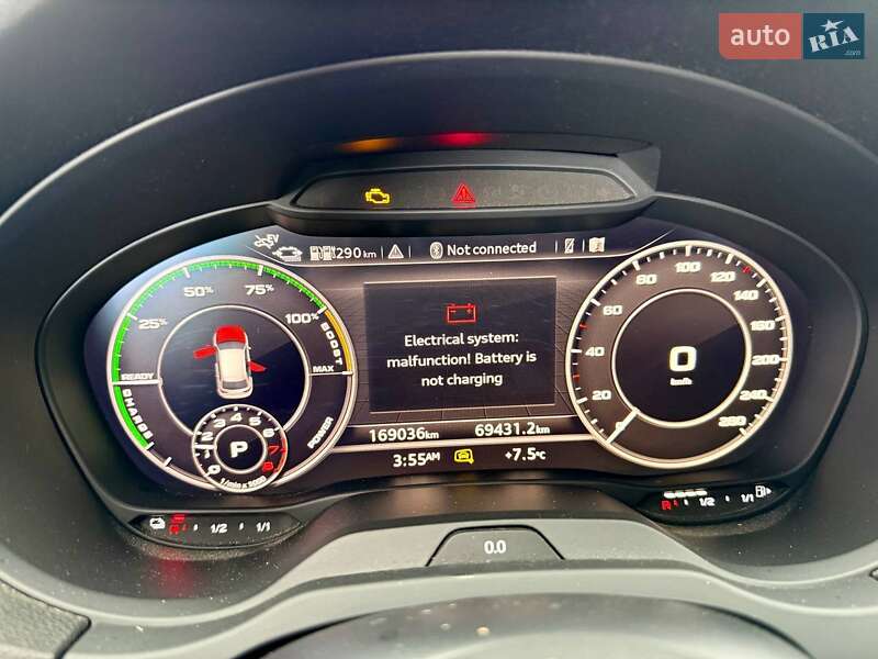 Хетчбек Audi A3 2018 в Києві фото 25 Хетчбек Audi A3 2018 в Києві