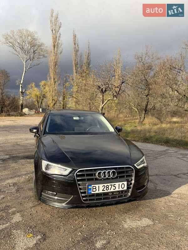 Хетчбек Audi A3 2015 в Кременчуці фото 10 Хетчбек Audi A3 2015 в Кременчуці