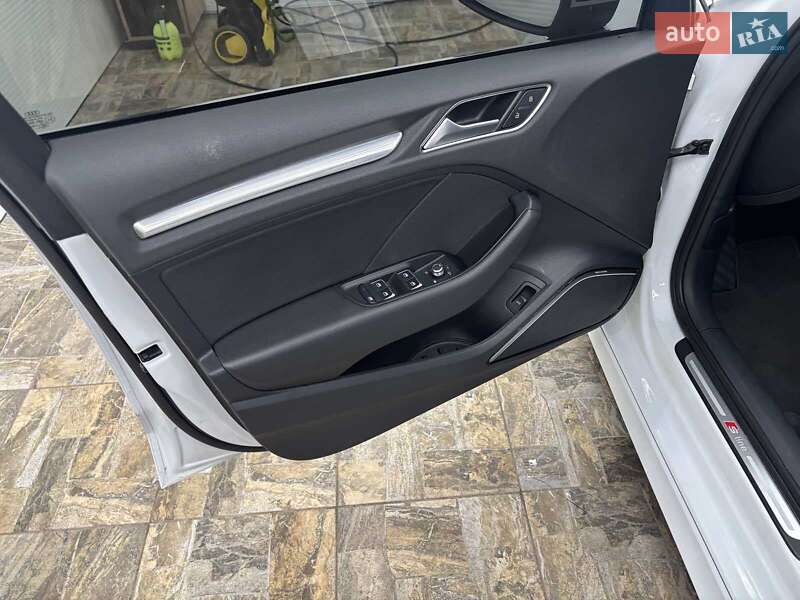 Седан Audi A3 2015 в Києві фото 6 Седан Audi A3 2015 в Києві