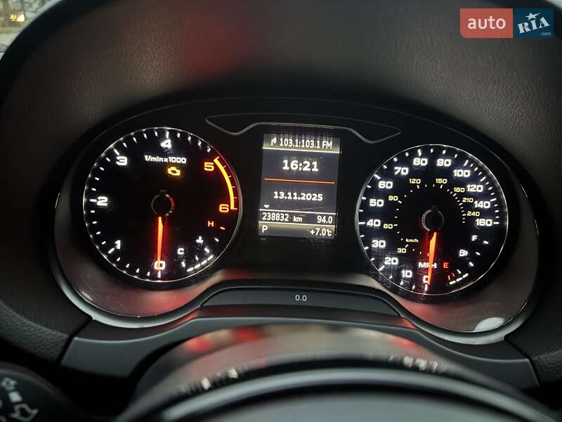 Седан Audi A3 2015 в Києві фото 23 Седан Audi A3 2015 в Києві