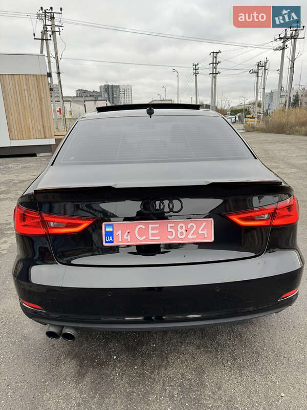 Седан Audi A3 2015 в Киеве
