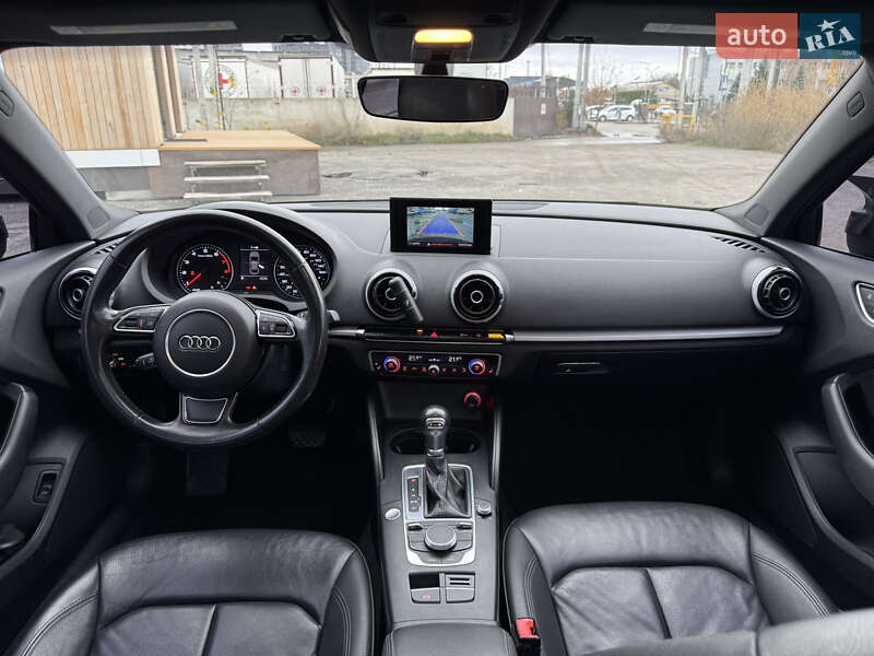 Седан Audi A3 2015 в Киеве