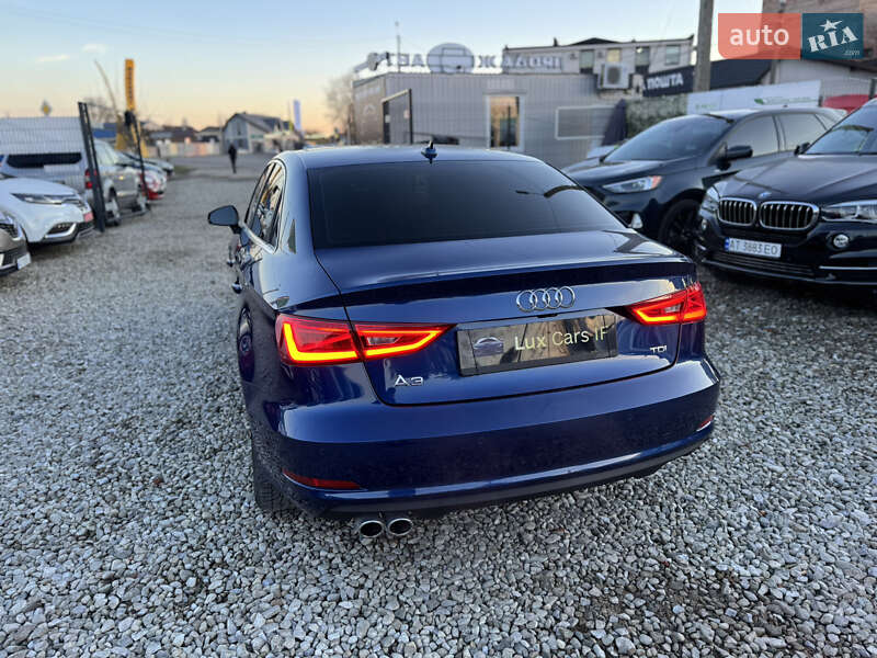Седан Audi A3 2015 в Ивано-Франковске
