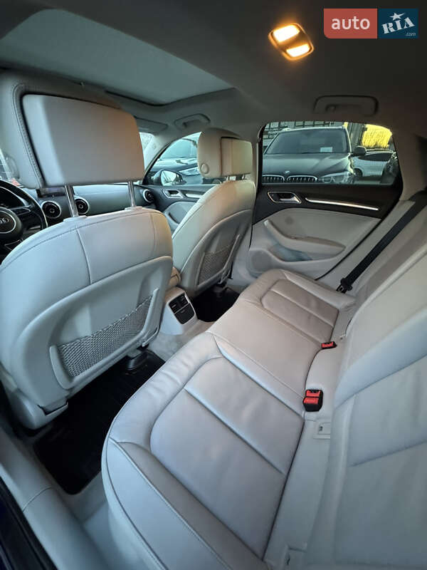 Седан Audi A3 2015 в Ивано-Франковске