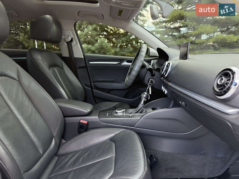 Седан Audi A3 2014 в Одессе