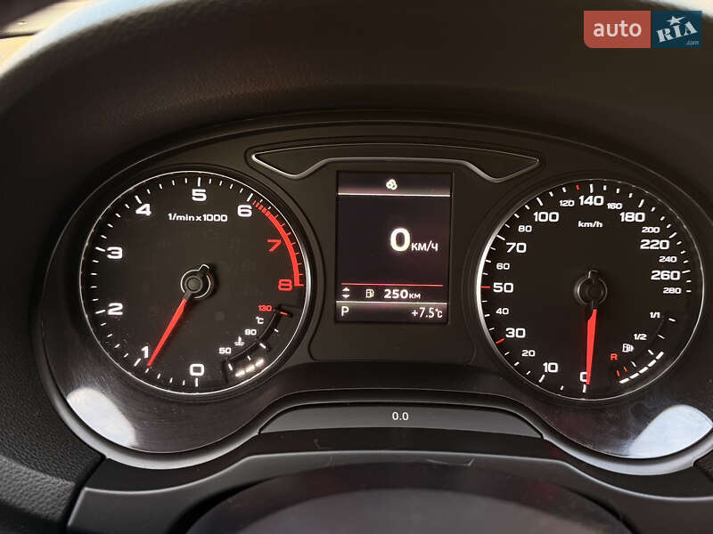 Седан Audi A3 2014 в Києві