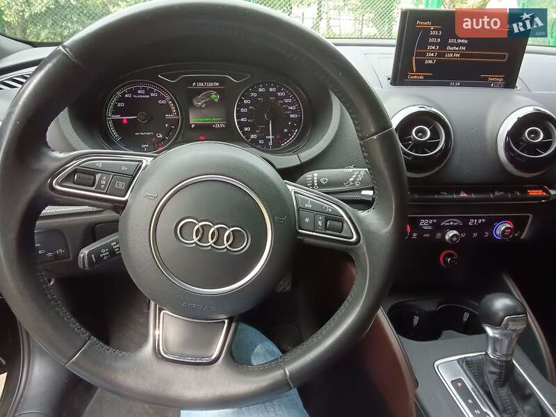 Хэтчбек Audi A3 2016 в Львове