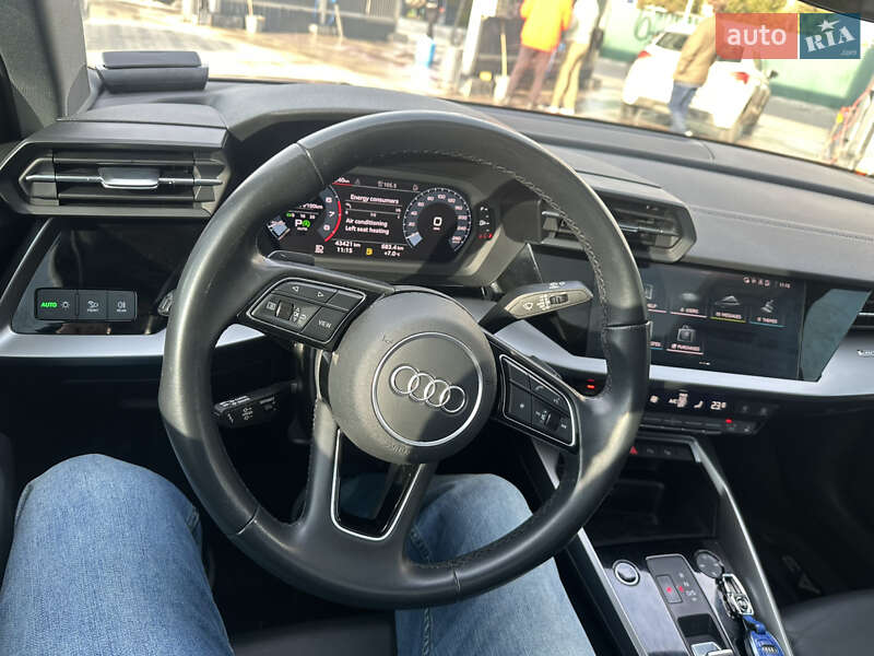 Седан Audi A3 2022 в Вишневом фото 16 Седан Audi A3 2022 в Вишневом