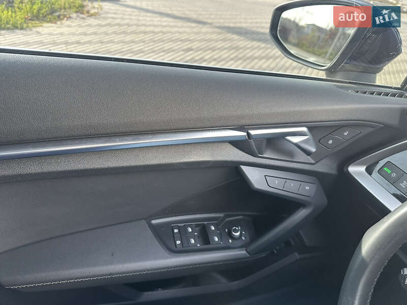 Седан Audi A3 2022 в Вишневом фото 17 Седан Audi A3 2022 в Вишневом