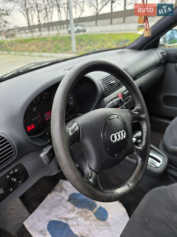 Хетчбек Audi A3 1999 в Львові фото 45 Хетчбек Audi A3 1999 в Львові