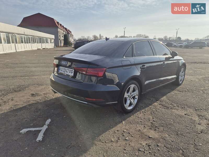 Седан Audi A3 2017 в Киеве фото 3 Седан Audi A3 2017 в Киеве