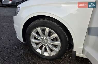 Седан Audi A3 2015 в Львове