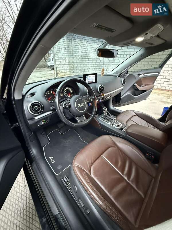 Седан Audi A3 2016 в Харкові